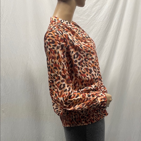Liverpool Los Angeles Women's Leopard Print V-Neck Blouse NWT - Picture 4 of 10